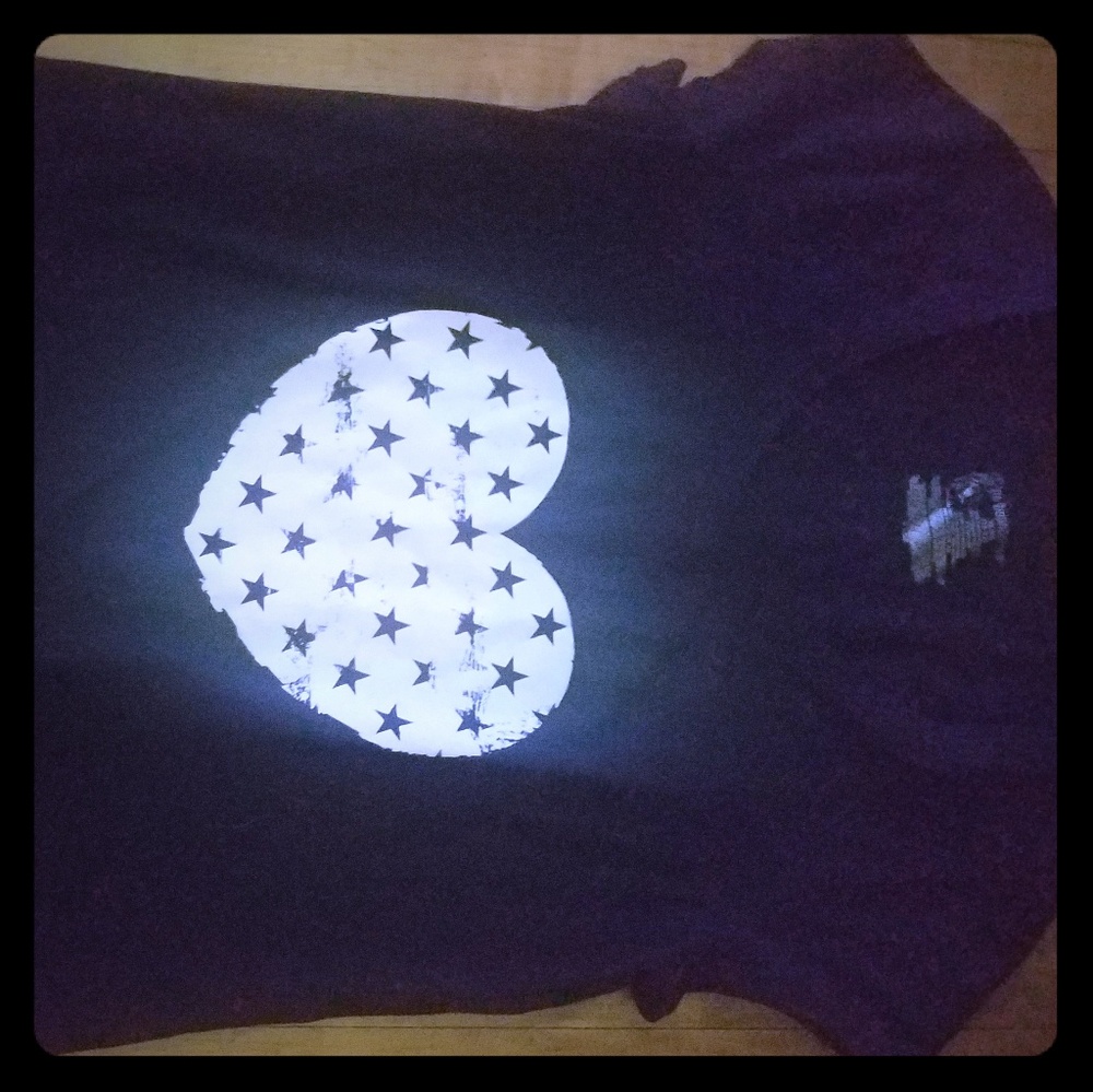Ladies  black/white short-sleeve tee